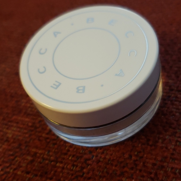 TRAVEL BECCA HYDRA-MIST SETTING & REFRESHING POWD… - Picture 6 of 8